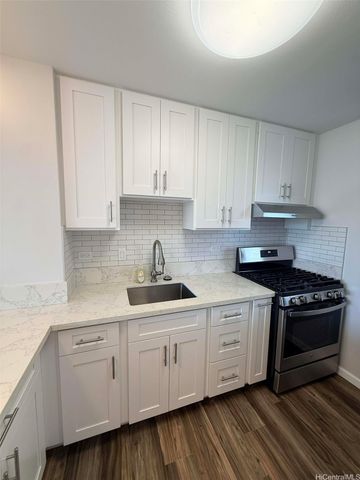 949 Ala Nanala Street 1202, Honolulu, HI 96818