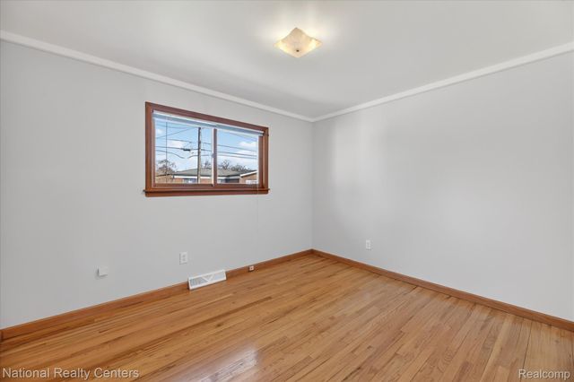 13177 Grand Haven Drive, Sterling Heights, MI 48312