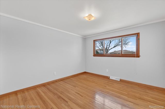 13177 Grand Haven Drive, Sterling Heights, MI 48312