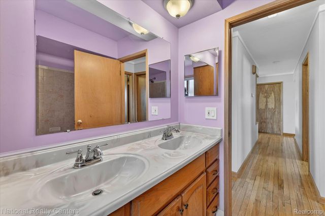 13177 Grand Haven Drive, Sterling Heights, MI 48312
