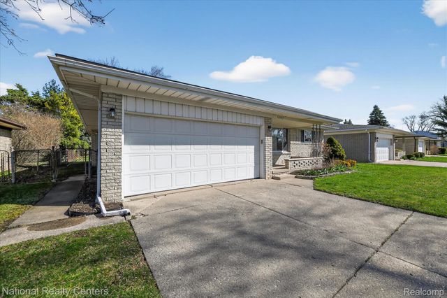13177 Grand Haven Drive, Sterling Heights, MI 48312
