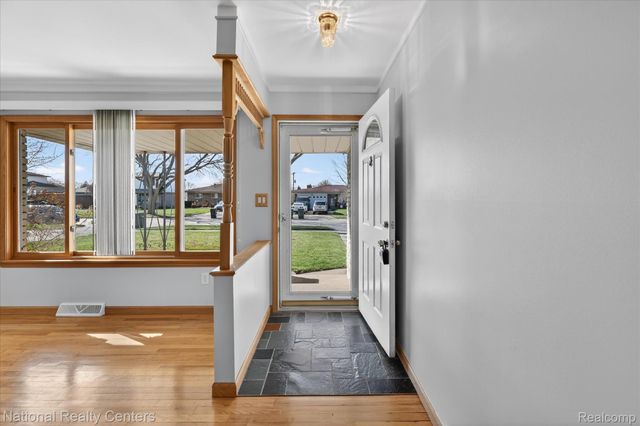 13177 Grand Haven Drive, Sterling Heights, MI 48312