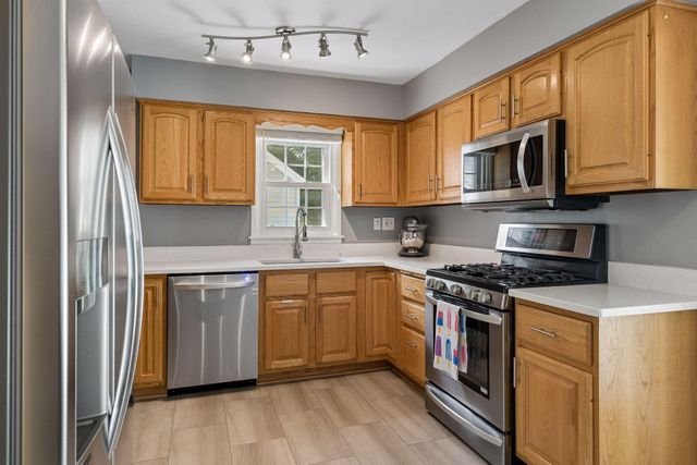 3350 Wyoming Avenue S, Saint Louis Park, MN 55426