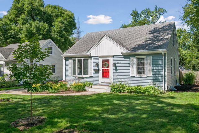 3350 Wyoming Avenue S, Saint Louis Park, MN 55426