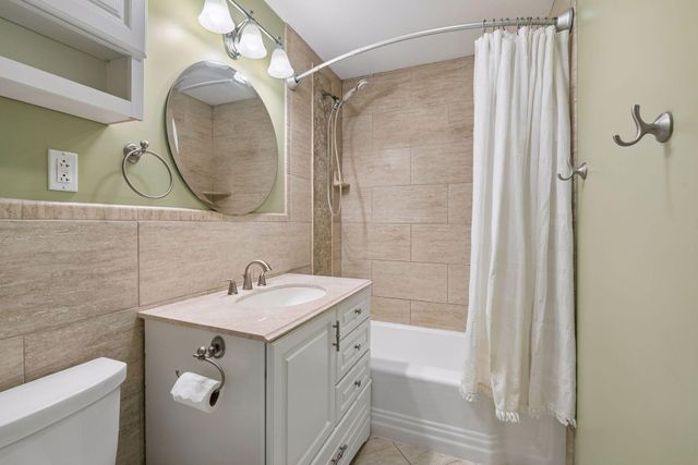 3350 Wyoming Avenue S, Saint Louis Park, MN 55426