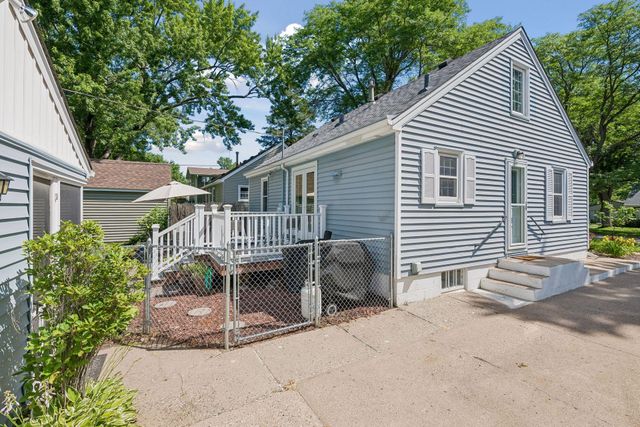 3350 Wyoming Avenue S, Saint Louis Park, MN 55426