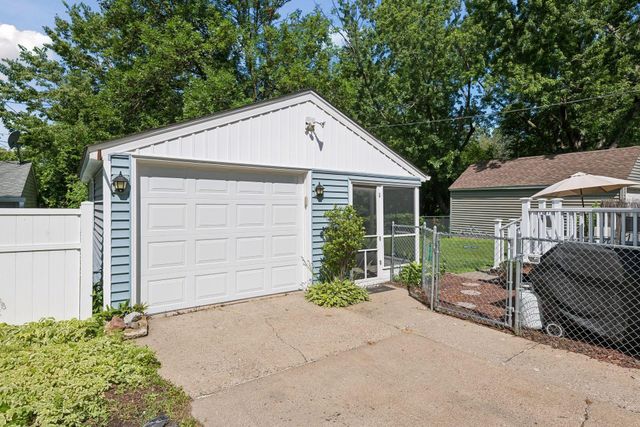 3350 Wyoming Avenue S, Saint Louis Park, MN 55426