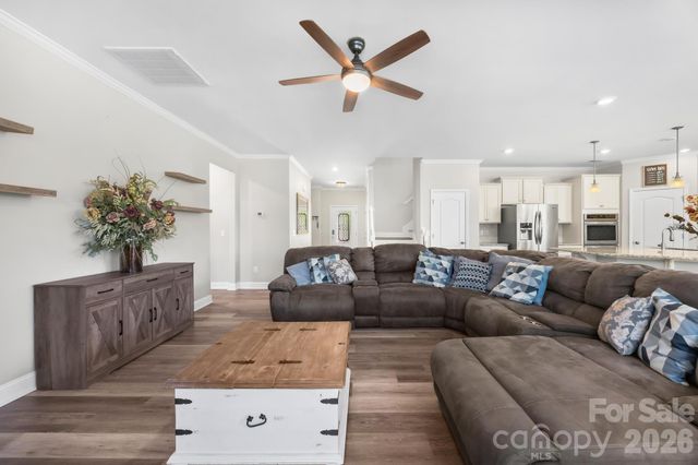 16113 Foreleigh Road, Huntersville, NC 28078