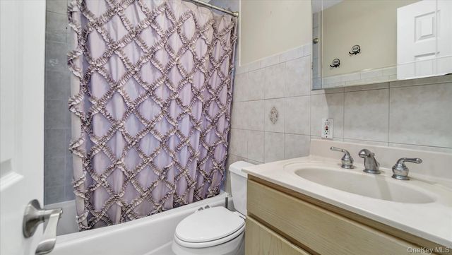 3 Altamont Avenue, Sea Cliff, NY 11579