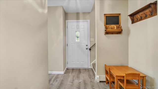 3 Altamont Avenue, Sea Cliff, NY 11579