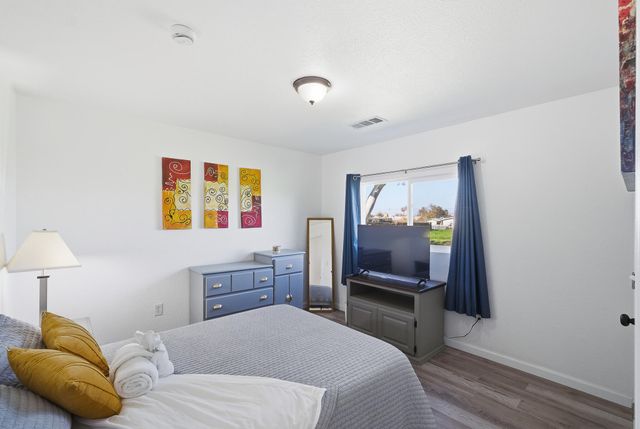 426 W Terra Bella Avenue, Pixley, CA 93256