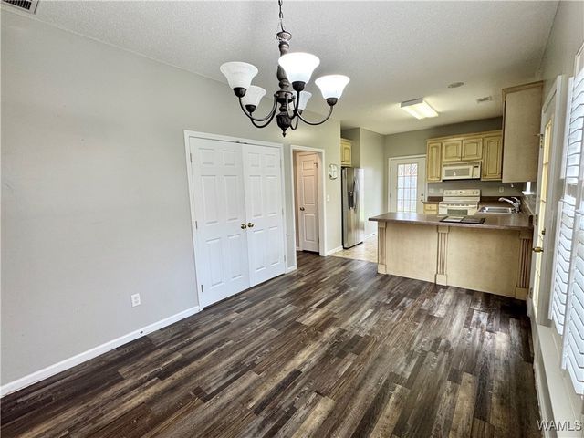 4914 Ross, Northport, AL 35475