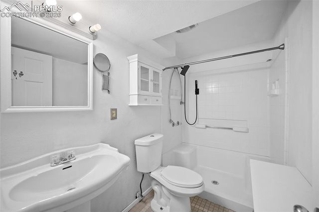 5350 Alturas Drive, Colorado Springs, CO 80911