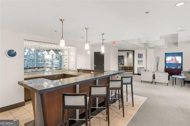 400 W Peachtree Street NW 2403, Atlanta, GA 30308