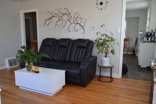 3824 Vera Cruz Avenue N, Robbinsdale, MN 55422