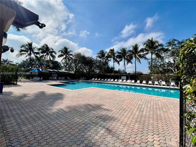1387 Barcelona Way 326, Weston, FL 33327