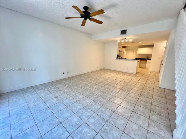 1387 Barcelona Way 326, Weston, FL 33327