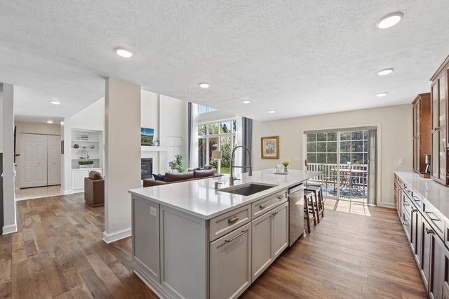 2238 White Pine Road, Hudson, WI 54016