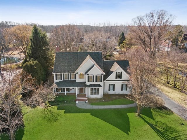 3808 Muirwood Court, Long Grove, IL 60047