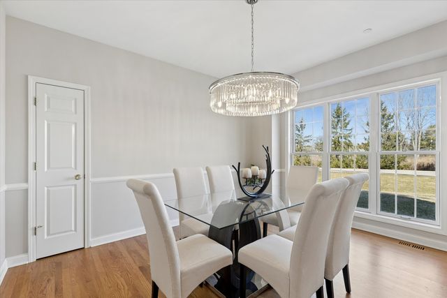 3808 Muirwood Court, Long Grove, IL 60047