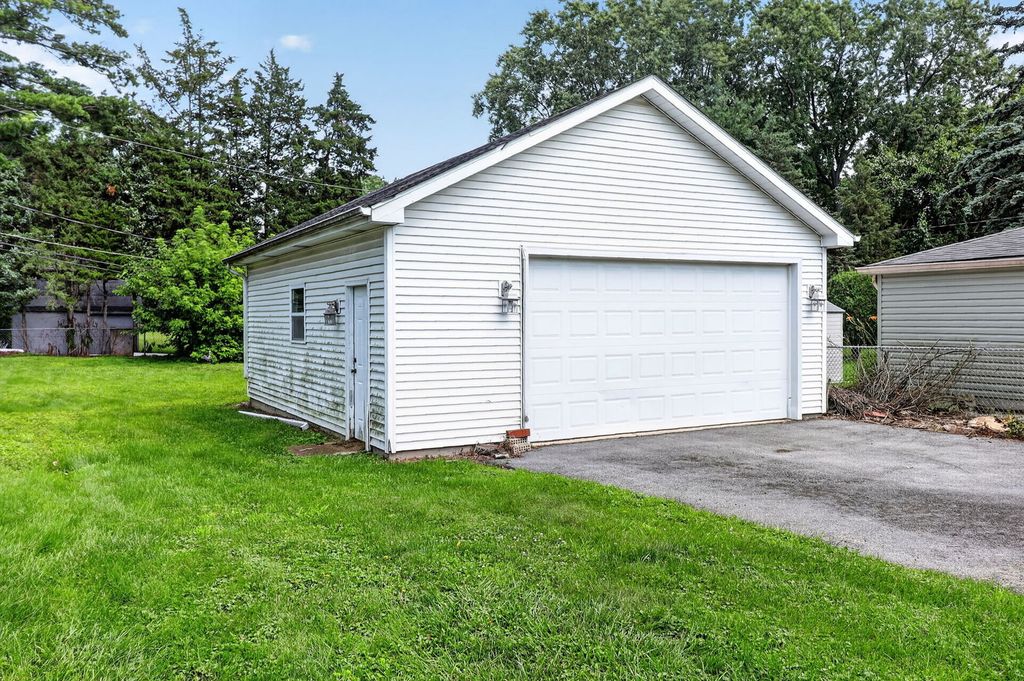 123 S Ellyn Avenue, Glen Ellyn, IL 60137 — photo 4