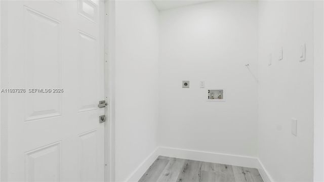 2301 NW 191st St, Miami Gardens, FL 33056