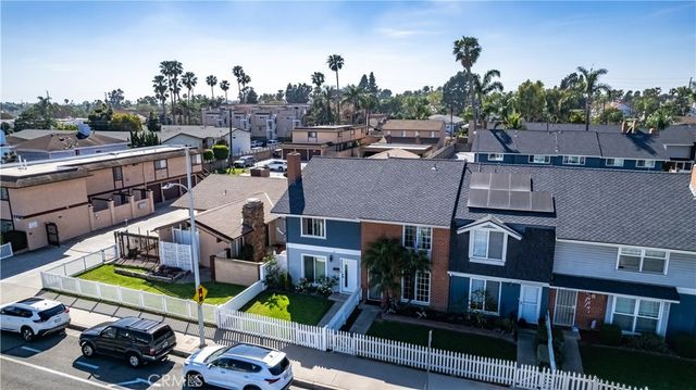 2603 Delaware Street A, Huntington Beach, CA 92648