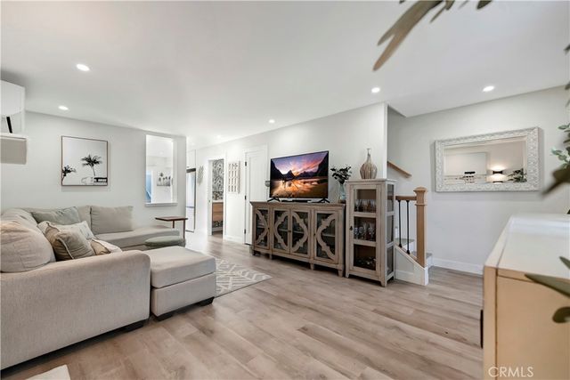 2603 Delaware Street A, Huntington Beach, CA 92648