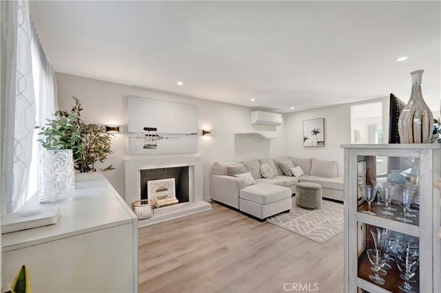 2603 Delaware Street A, Huntington Beach, CA 92648