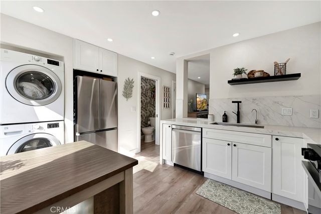 2603 Delaware Street A, Huntington Beach, CA 92648
