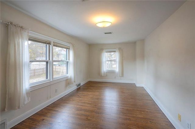 801 Valentine Road, Kansas City, MO 64111