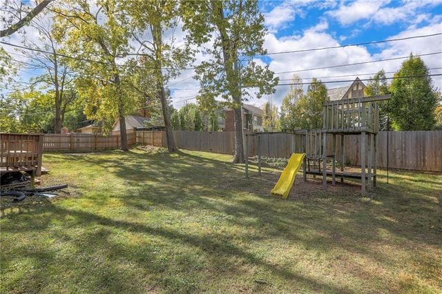 801 Valentine Road, Kansas City, MO 64111