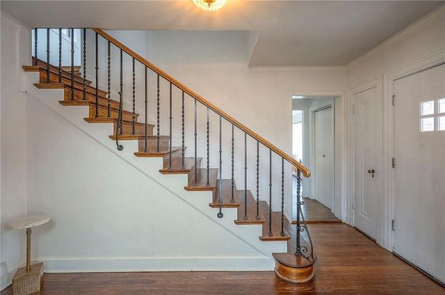 801 Valentine Road, Kansas City, MO 64111
