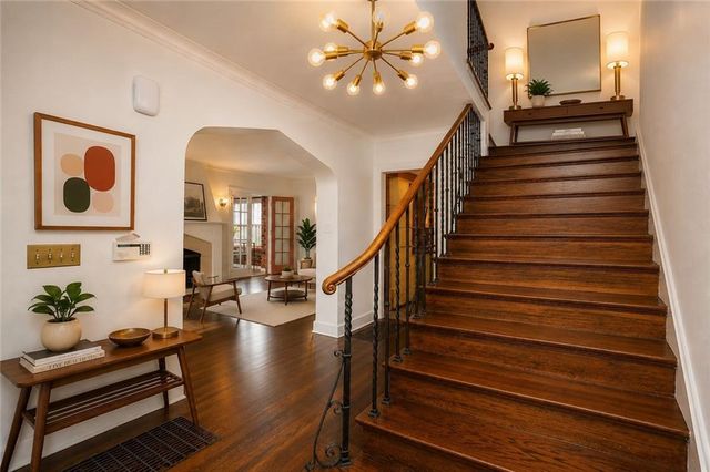 801 Valentine Road, Kansas City, MO 64111