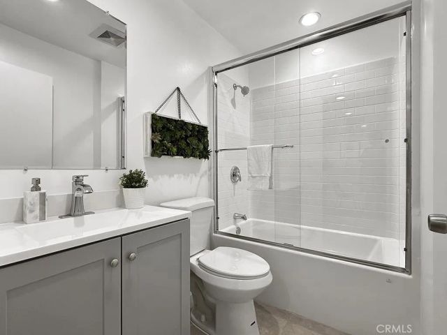 1144 Stanley Avenue, Long Beach, CA 90804