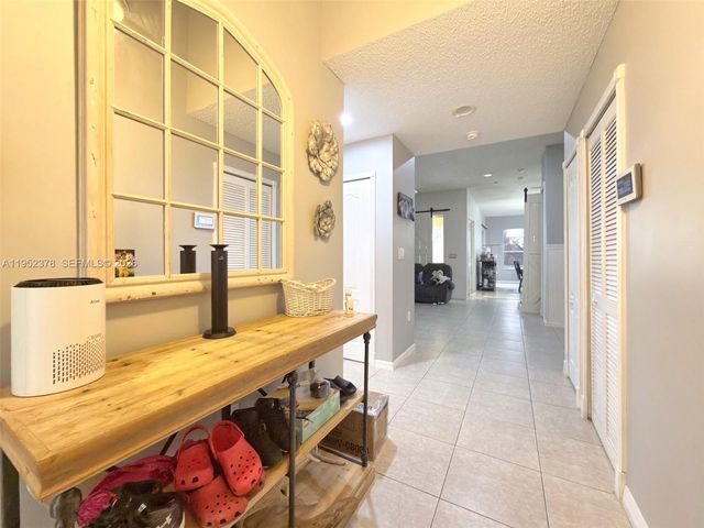 366 NE 19th Ave, Homestead, FL 33033