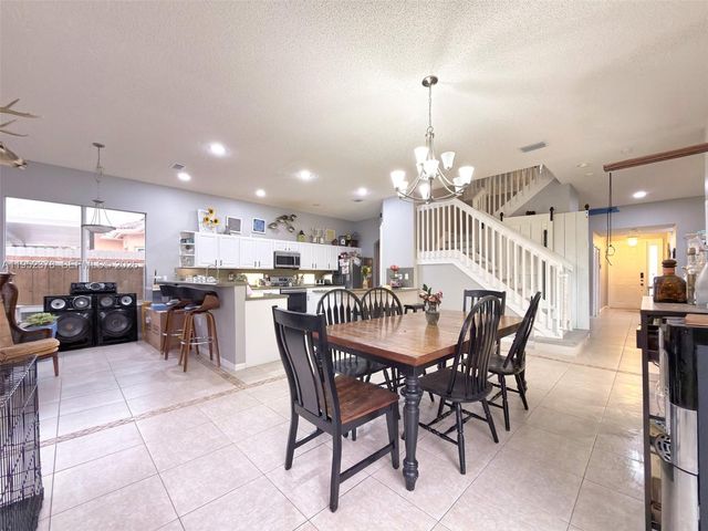 366 NE 19th Ave, Homestead, FL 33033