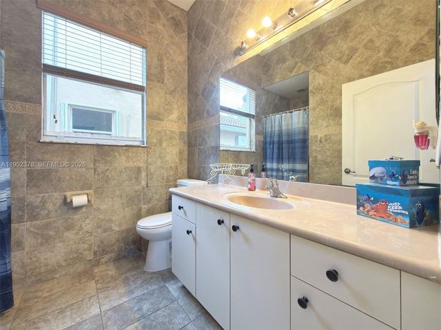 366 NE 19th Ave, Homestead, FL 33033