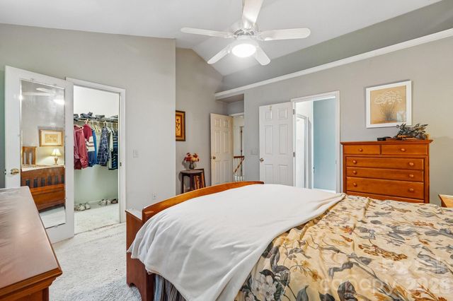 3429 Turtle Cross Lane, Charlotte, NC 28269