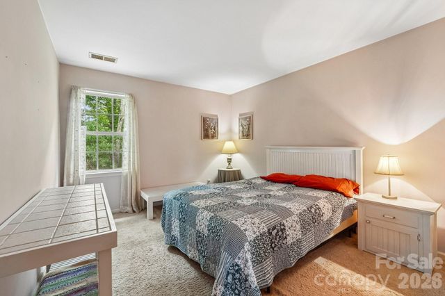 3429 Turtle Cross Lane, Charlotte, NC 28269