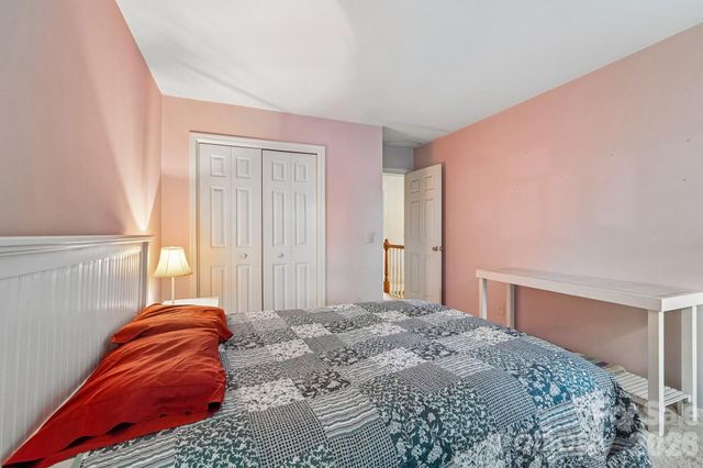 3429 Turtle Cross Lane, Charlotte, NC 28269