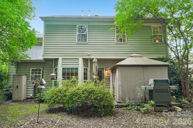3429 Turtle Cross Lane, Charlotte, NC 28269