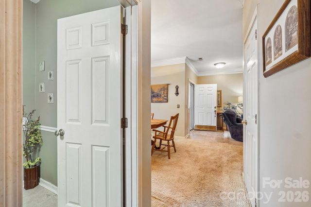 3429 Turtle Cross Lane, Charlotte, NC 28269