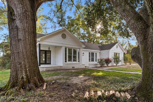 501 Palestine Street, Raymond, MS 39154