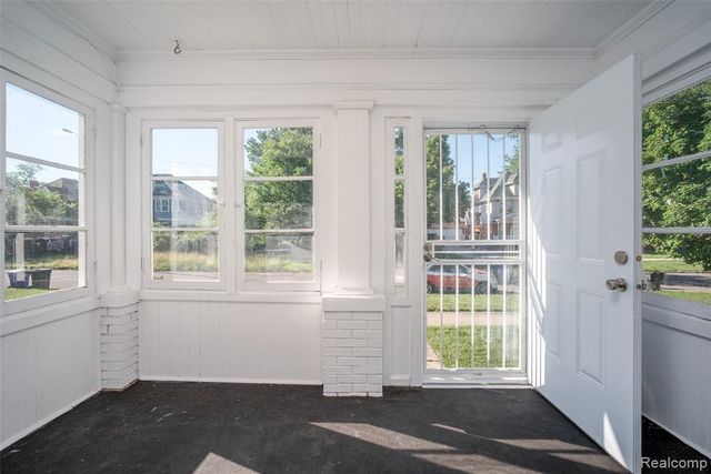 708 Webb Street, Detroit, MI 48202