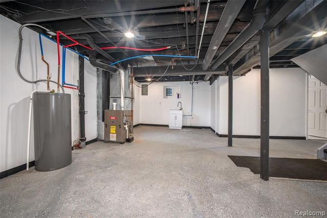708 Webb Street, Detroit, MI 48202