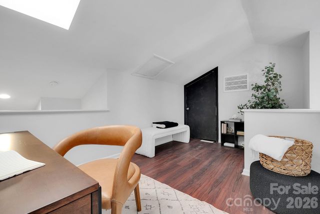 300 S Cedar Street 2, Charlotte, NC 28202