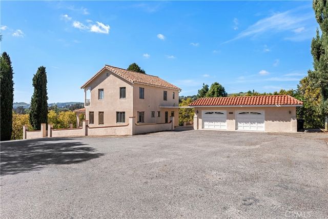 31202 Camino Lacouague, San Juan Capistrano, CA 92675