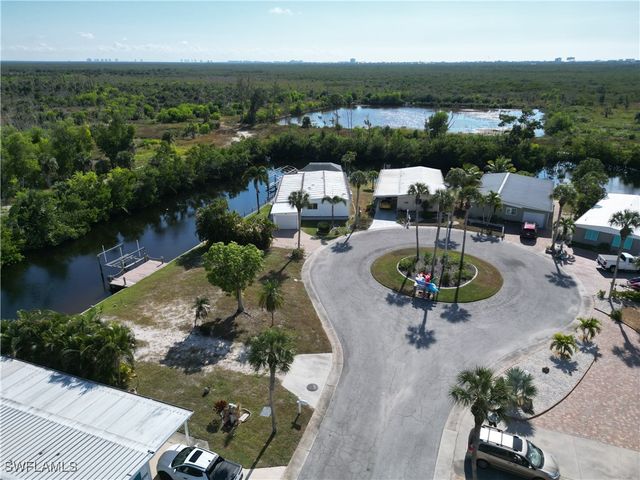 17941 Bryan CT, Fort Myers Beach, FL 33931