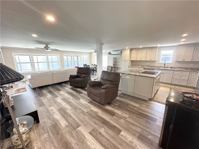 17941 Bryan CT, Fort Myers Beach, FL 33931